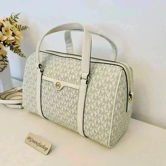 MICHAEL KORS JET SET TRAVEL MED DUFFLE SATCHEL SHOULDER CROSSBODY BAG VANILLA - Picture 1 of 10